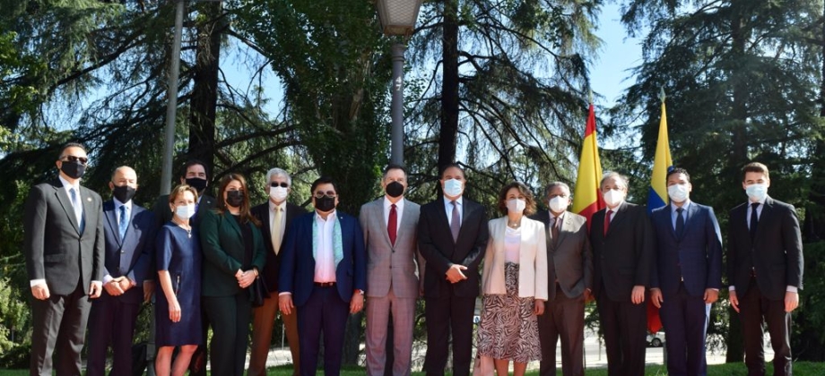 Embajada de Colombia en España conmemora los 211 años de independencia