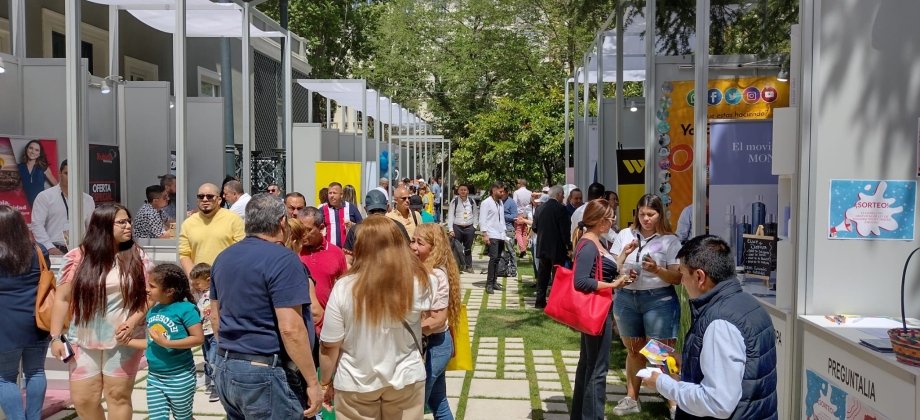 Más de 5 mil personas visitaron la VI Feria de servicios para colombianos en Madrid